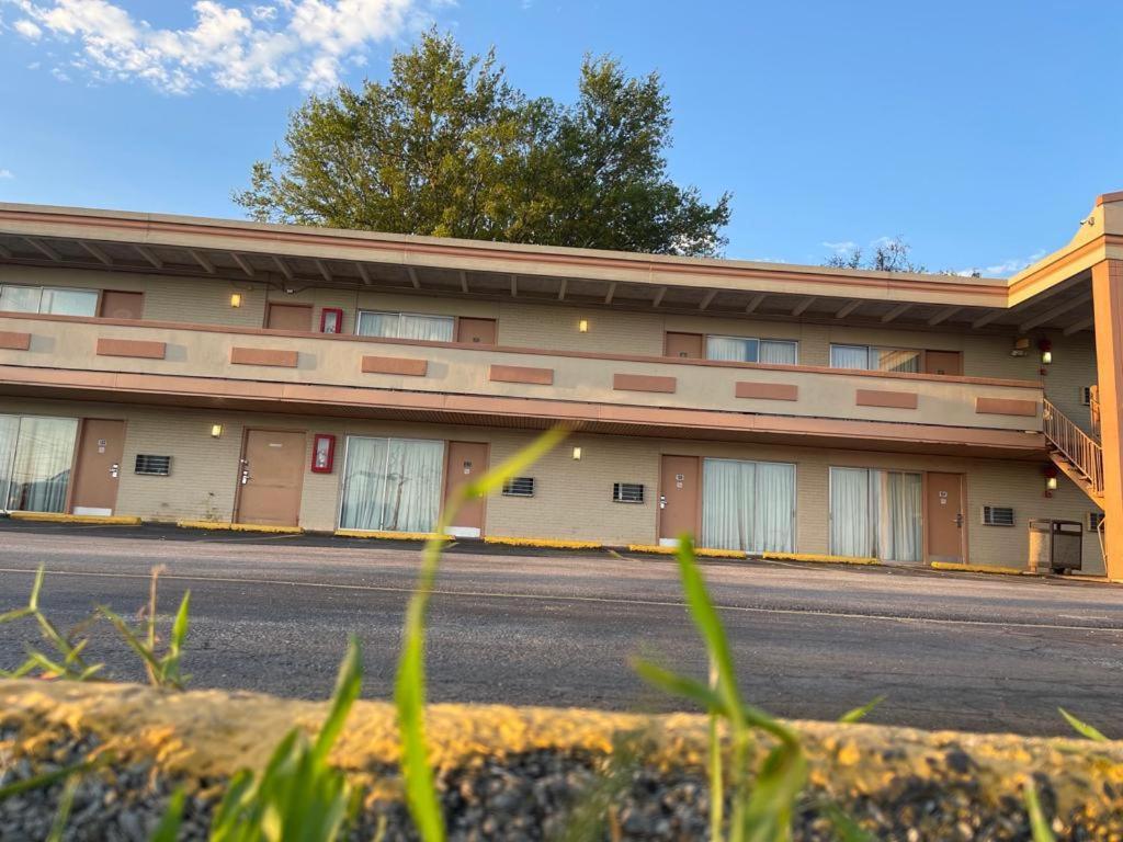 Haven Inn & Suites St Louis Hazelwood - Airport North Экстерьер фото